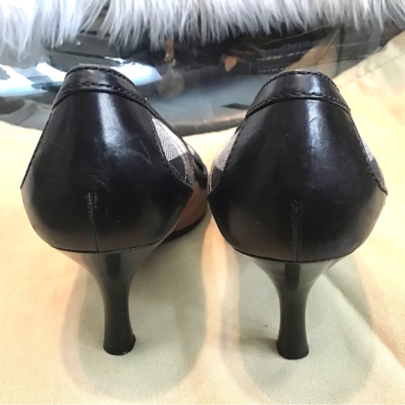 Burberry Heels Size 8 1/2 - Picture 7 of 13